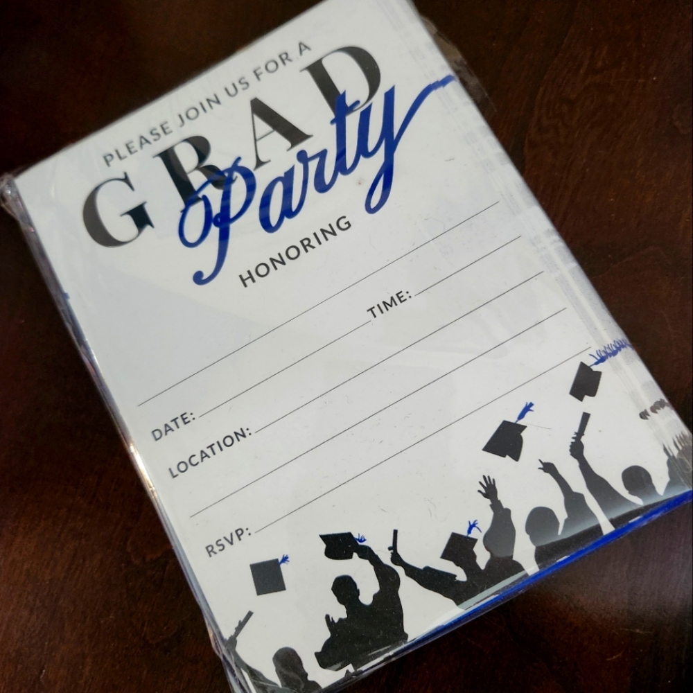 graduation invitations pack